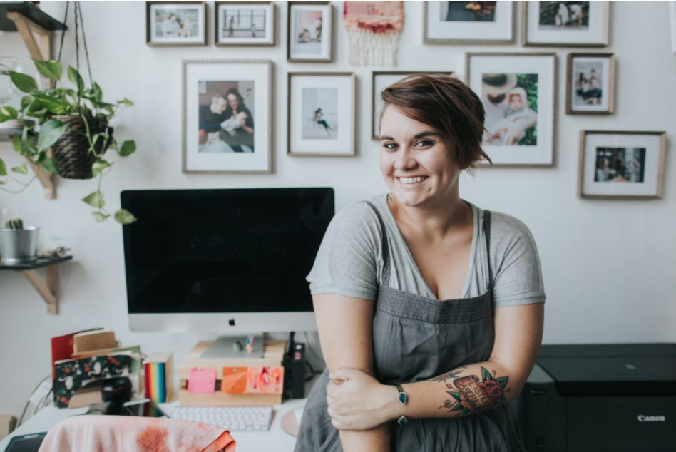 Photographer, Amy Hanen talks about 3 tips to re-think risk in entrepreneurship.