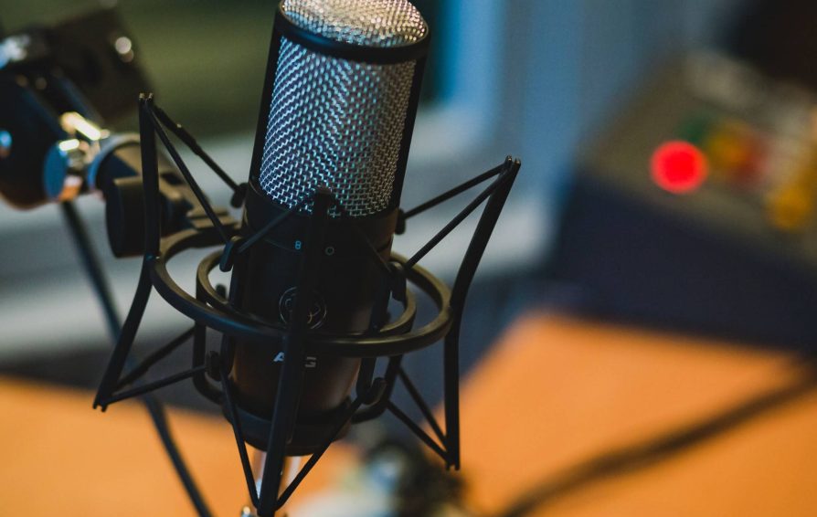 Podcasting microphone