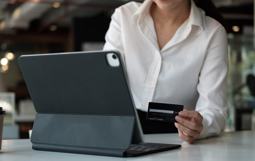 Paying online securely